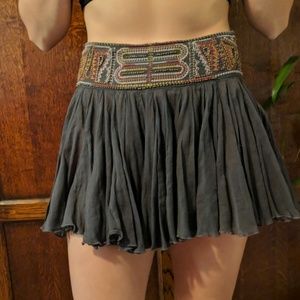 Skirt cool and flouncy